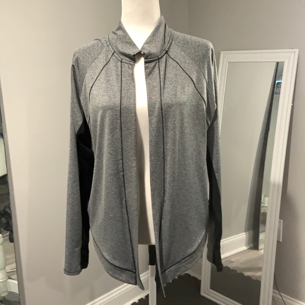 Athletic top